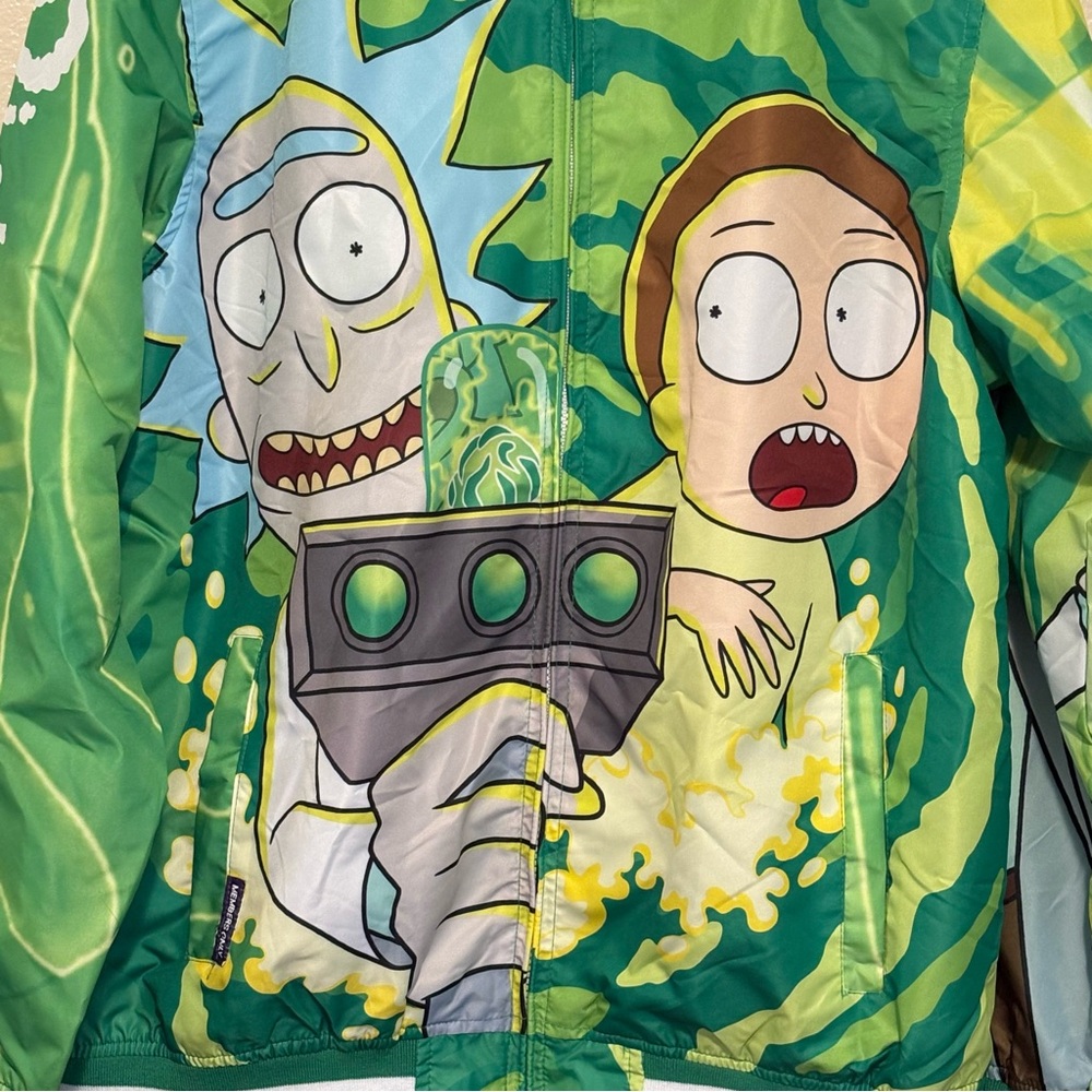 NWT Rick and Morty Members Only Bomber Jacket Green Portal Graphic Full Zip M - Picture 2 of 15